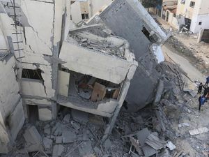 Dunia Hari Ini: Rumah Sakit Indonesia di Gaza Dibom