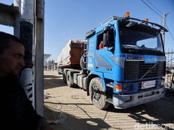Gencatan Senjata Dimulai, Truk Bantuan Mulai Masuk Gaza