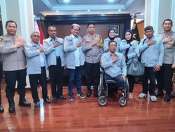 400 Orang Difabel Difasilitasi Pembuatan SIM D oleh Polda Jabar