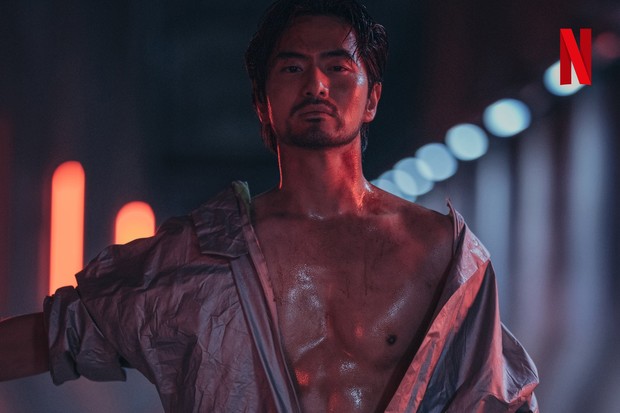Lee Jin Wook di Drama Sweet Home 2 / Foto : x.com/Netflixkcontent Lee Jin Wook di Drama Sweet Home 2 / Foto : x.com/Netflixkcontent