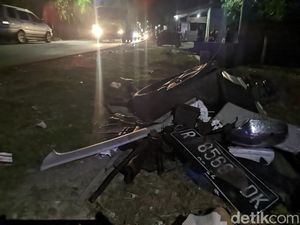Kecelakaan Horor di Demak Tewaskan 4 Orang, Pemotor Terseret 60 Meter Kecelakaan Horor di Demak Tewaskan 4 Orang, Pemotor Terseret 60 Meter