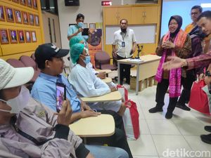 Gelar Operasi Katarak di Sumsel, Mensos: Kebutaan Bisa Jadi Kerugian Negara