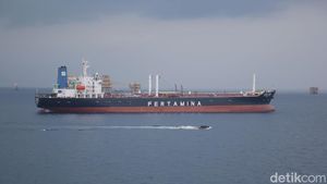 Potret Simulasi Penanganan Teror dan Minyak Tumpah di Perairan Balikpapan