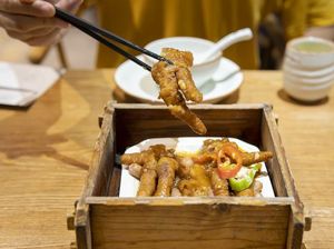 10 Manfaat Ceker Ayam, Bisa Menjaga Berat Badan yang Sehat 10 Manfaat Ceker Ayam, Bisa Menjaga Berat Badan yang Sehat