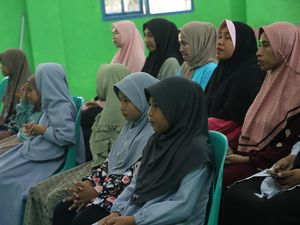 Semangat Siswa SD di Sulsel Belajar Al-Quran karena Mau Jadi Ustazah Semangat Siswa SD di Sulsel Belajar Al-Quran karena Mau Jadi Ustazah