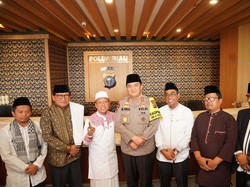 Dasad Latif Hadiri Doa Bersama Pemilu Damai Polda Riau, Minta Jaga Persatuan