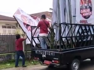 Ganjar Respons Pemasangan Baliho Pakai Mobil Plat Merah: Nggak Boleh, Salah Itu