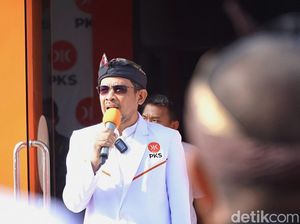 Wakil Ketua DPRD Yek Agil Jadi Kapten Tim Kampanye AMIN di NTB Wakil Ketua DPRD Yek Agil Jadi Kapten Tim Kampanye AMIN di NTB