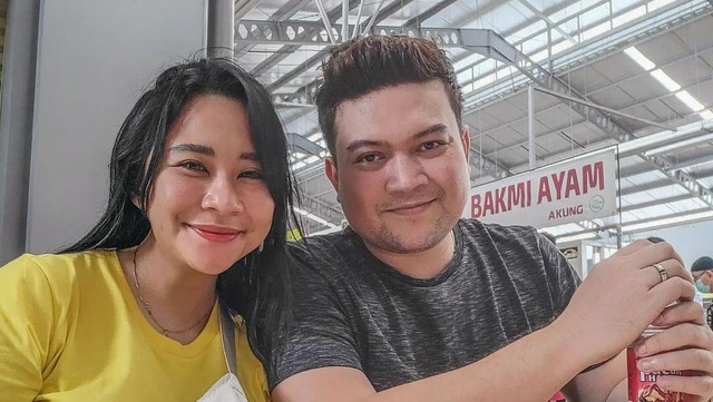 Gosip Terkini Selebriti Insertlive : Suami Chikita Meidy Diduga Terlibat Judi Online dan Selingkuh