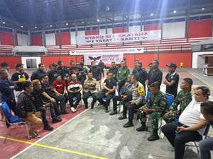 Forkopimda Bitung Rapat Malam Ini Usai Rusuh Kelompok Massa di Bitung Sulut Forkopimda Bitung Rapat Malam Ini Usai Rusuh Kelompok Massa di Bitung Sulut
