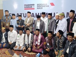 Temui Kiai di Sulsel, Gibran Terima Masukan dan Sampaikan Program
