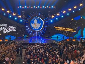 Jokowi Hadiri Puncak Peringatan Hari Guru Nasional 2023 Jokowi Hadiri Puncak Peringatan Hari Guru Nasional 2023