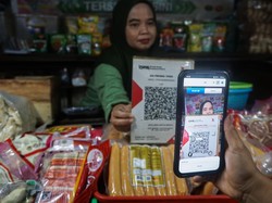 Pedagang Mie dan Bakso Ramai-ramai Gunakan QRIS