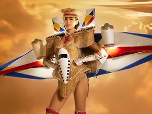7 Potret Miss Philippines Jadi Juara Kostum Nasional Miss Universe 2023 7 Potret Miss Philippines Jadi Juara Kostum Nasional Miss Universe 2023