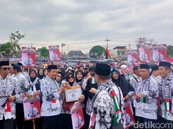 Aroma Palestina di Tengah Peringatan Hari Guru di Majalengka