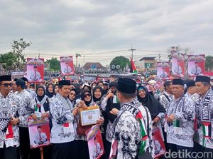 Aroma Palestina di Tengah Peringatan Hari Guru di Majalengka Aroma Palestina di Tengah Peringatan Hari Guru di Majalengka