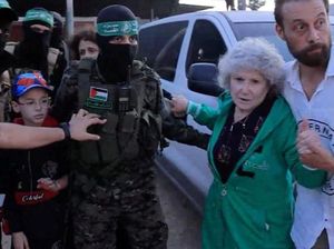 Dibebaskan, Sandera Israel Tulis Surat Terima Kasih untuk Hamas