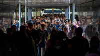 Penjualan Tiket Kereta Api Periode Nataru 2023 Sudah Terjual 20 Persen