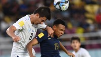 Hingga pertandingan berakhir tak ada gol tambahan yang tercipta, Prancis ke semifinal usai menang dengan skor 1-0.