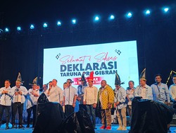 Relawan Taruna Pro Gibran Deklarasi Dukung Prabowo-Gibran di Makassar