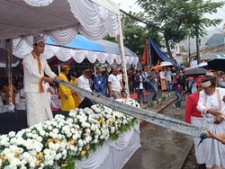 Hadiri Karnaval Budaya Tana Toraja, Gibran Diberi Gelar Adat