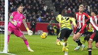 Gol Havertz di menit-menit akhir membuat Arsenal pulang dari markas Brentford dengan kemenangan 1-0. Foto: AP/Kirsty Wigglesworth