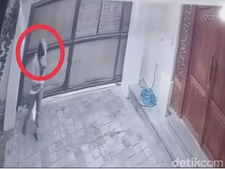 Komplotan Maling Terekam CCTV Curi Barang Bule Australia dari Vila Kerobokan