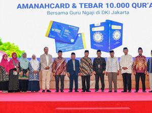 Peringati Hari Guru, HNW Bicara Pentingnya Kepedulian ke Ustaz-Mubalig