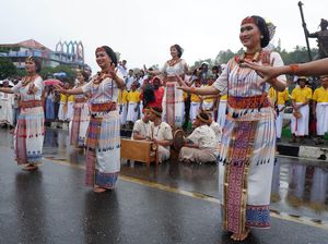 Intip Menariknya Pertunjukan Seni Upacara Adat Suku Toraja