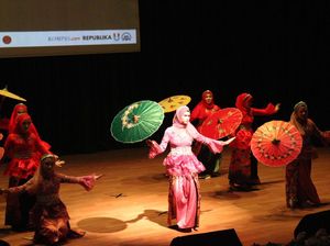 Pertunjukkan Budaya Indonesia Pukau Warga Turki