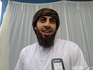 Adik Syekh Ali Jaber Siap Lanjutkan Dakwah Sang Kakak di Lombok