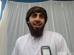 Adik Syekh Ali Jaber Siap Lanjutkan Dakwah Sang Kakak di Lombok Adik Syekh Ali Jaber Siap Lanjutkan Dakwah Sang Kakak di Lombok