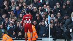 Selebrasi Lucu ala Trent Alexander-Arnold: Di Depan Fans Man City