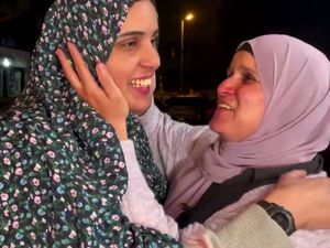 Wanita 24 Tahun Ini Jadi Warga Palestina Pertama yang Dibebaskan Israel