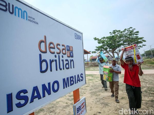 Asyik! Petani Merauke Dapat Bantuan Alat Pertanian