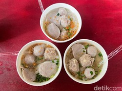 Bakso Gepeng Bewok: Kenyal Garing! Bakso Gepeng Gerobakan Rp 20 Ribuan