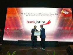 Bank Jatim Menangkan Best Innovation in Regional Banking di CSA Awards