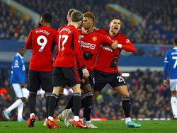 Liverpool Vs MU: Setan Merah Pincang Depan, Tengah, Belakang