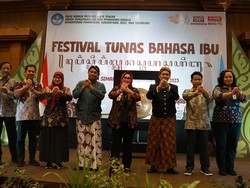 Gengsi-Anggapan Kampungan Jadi Tantangan Terbesar Revitalisasi Bahasa Daerah