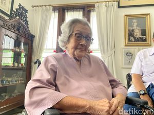 Pesan Meri Hoegeng ke Ganjar: Tetap Kuat, Beri yang Terbaik untuk Bangsa Pesan Meri Hoegeng ke Ganjar: Tetap Kuat, Beri yang Terbaik untuk Bangsa
