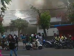 Restoran Hotel di Jember Terbakar, Penghuni Sempat Berhamburan Keluar Kamar