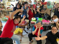 Berkreasi Lampaui Batas a la Ratnawati Sutedjo