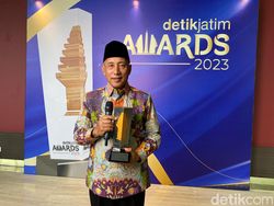 Majukan Pramuka, Arum Sabil Raih detikJatim Awards Pemberdayaan Pemuda