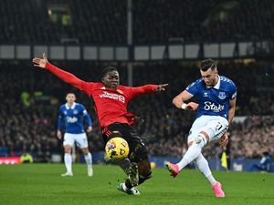 Prediksi MU Vs Everton: Kemenangan Tipis untuk...