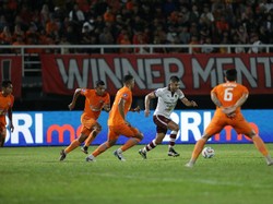 Babak Pertama Berakhir, Borneo FC Vs Persis Solo Masih 0-0