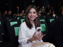 Najwa Shihab: OPPO Find N3 Ubah Persepsi Saya Terhadap Smartphone Foldable