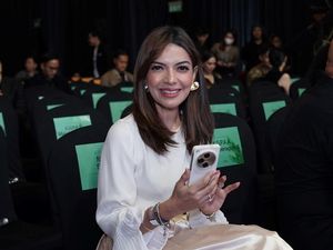 Najwa Shihab: OPPO Find N3 Ubah Persepsi Saya Terhadap Smartphone Foldable Najwa Shihab: OPPO Find N3 Ubah Persepsi Saya Terhadap Smartphone Foldable