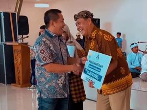 Pemkab Karawang Daftarkan Seniman-Budayawan Jadi Peserta BPJS Pemkab Karawang Daftarkan Seniman-Budayawan Jadi Peserta BPJS