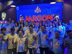 Relawan JARGON Deklarasi Dukung Prabowo-Gibran di Pilpres 2024 Relawan JARGON Deklarasi Dukung Prabowo-Gibran di Pilpres 2024