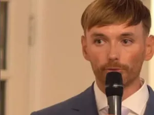 Viral, Suami Bule Mendadak Berbahasa Korea Bikin Istri Terharu